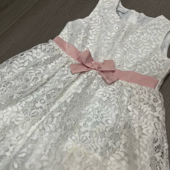 Bonnie Jean White Lace Dress with Pink Bow - Picture 2 of 4